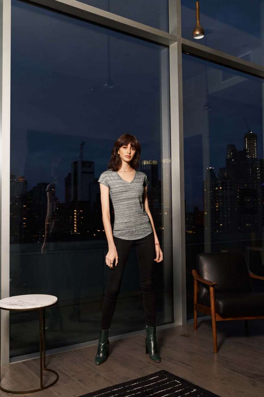 WOMEN'S TRI-BLEND V-NECK ID TEE