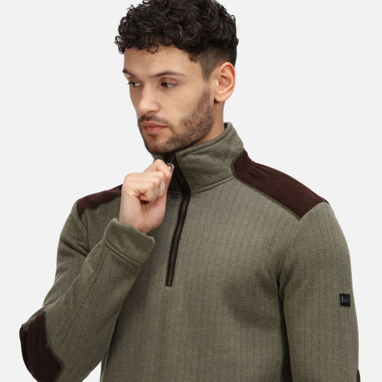 HOLBECK HALF ZIP FLEECE