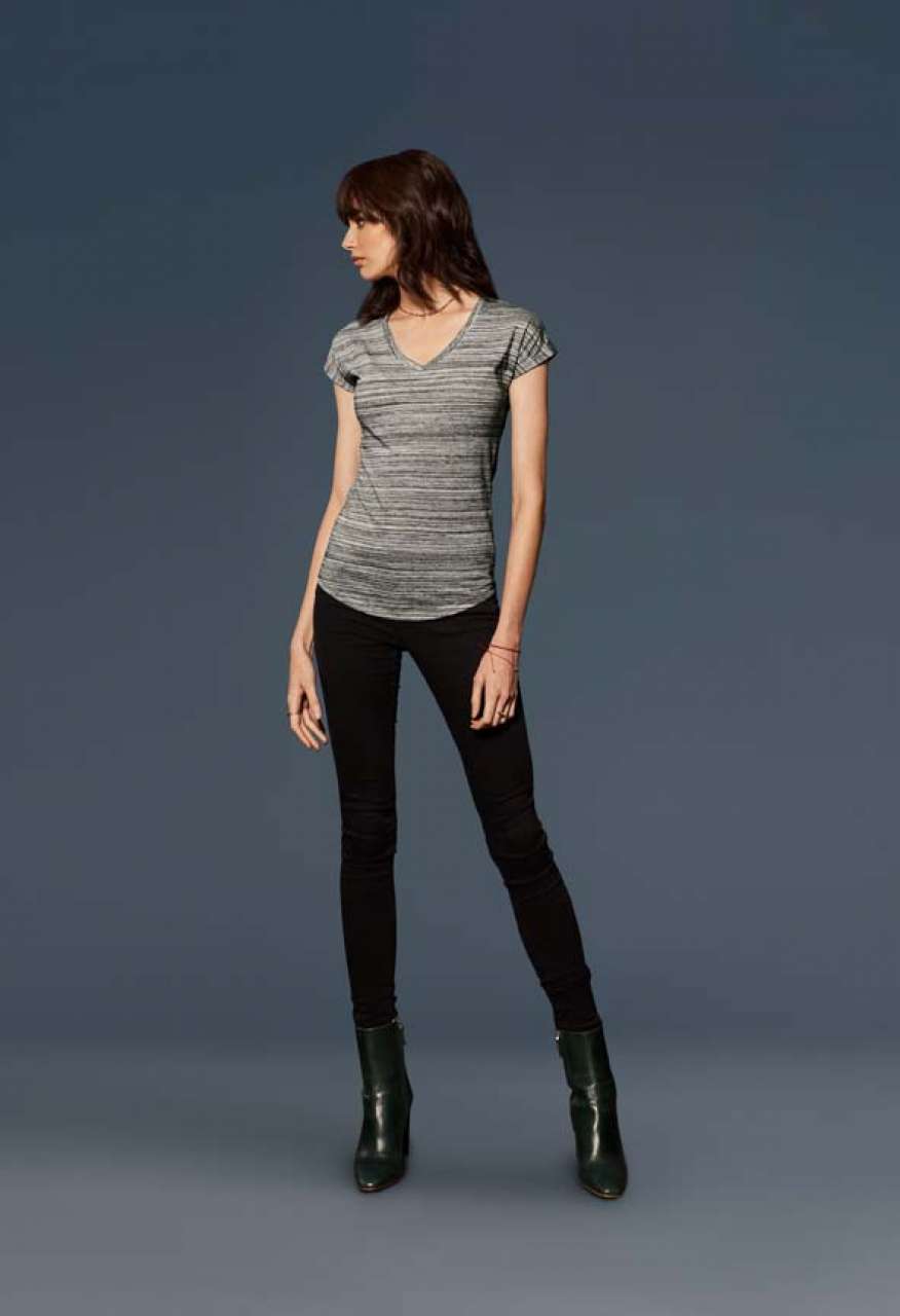 WOMEN'S TRI-BLEND V-NECK ID TEE