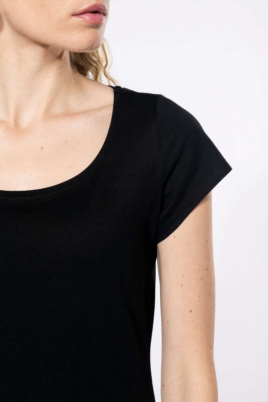 LADIES’ BOAT NECK SHORT-SLEEVED T-SHIRT