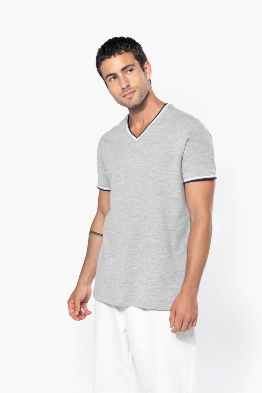 MEN'S PIQUÉ KNIT V-NECK T-SHIRT