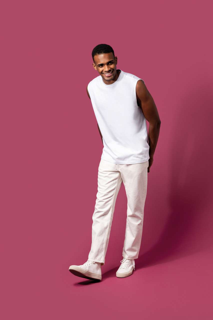 ECO-FRIENDLY MEN SLEEVELESS T-SHIRT