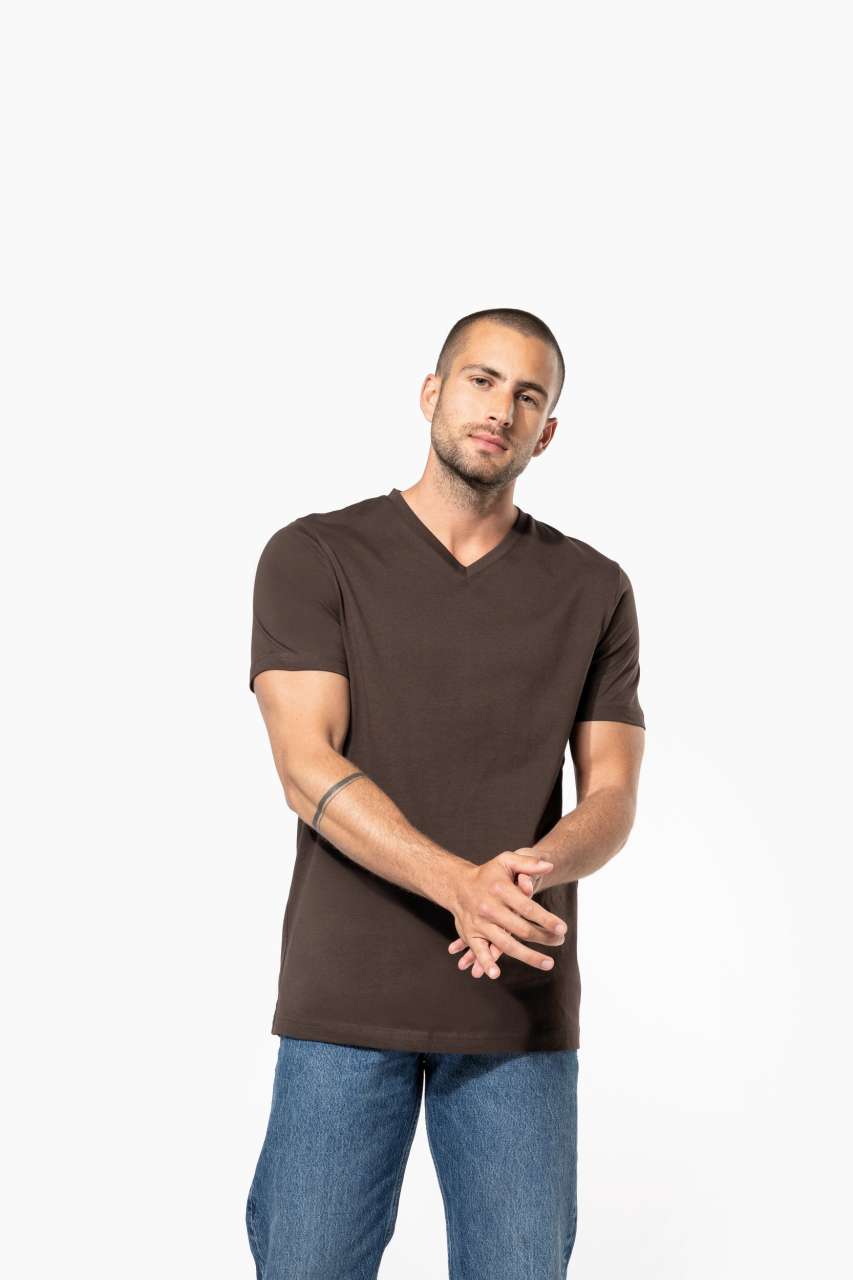 MEN'S SHORT-SLEEVED V-NECK T-SHIRT