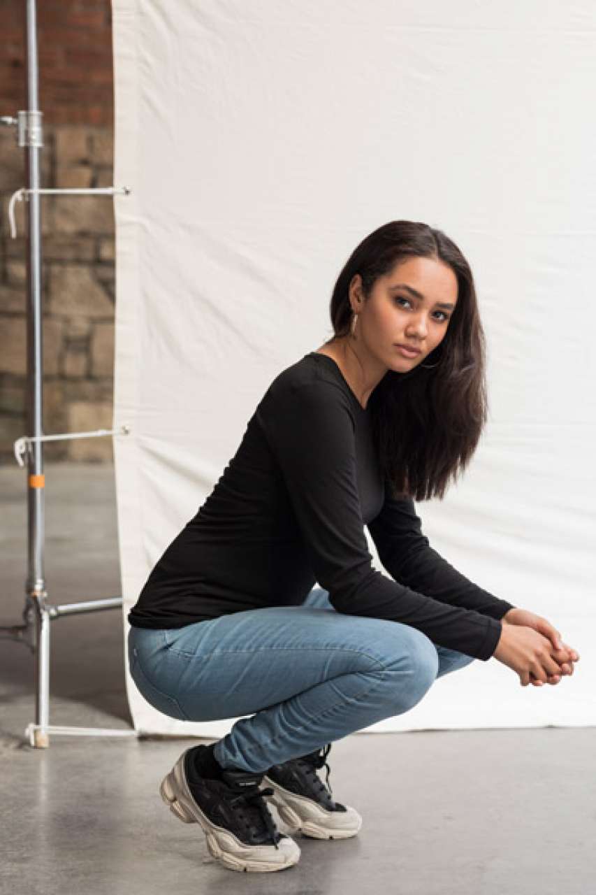 LONG SLEEVE GIRLIE TRI-BLEND T