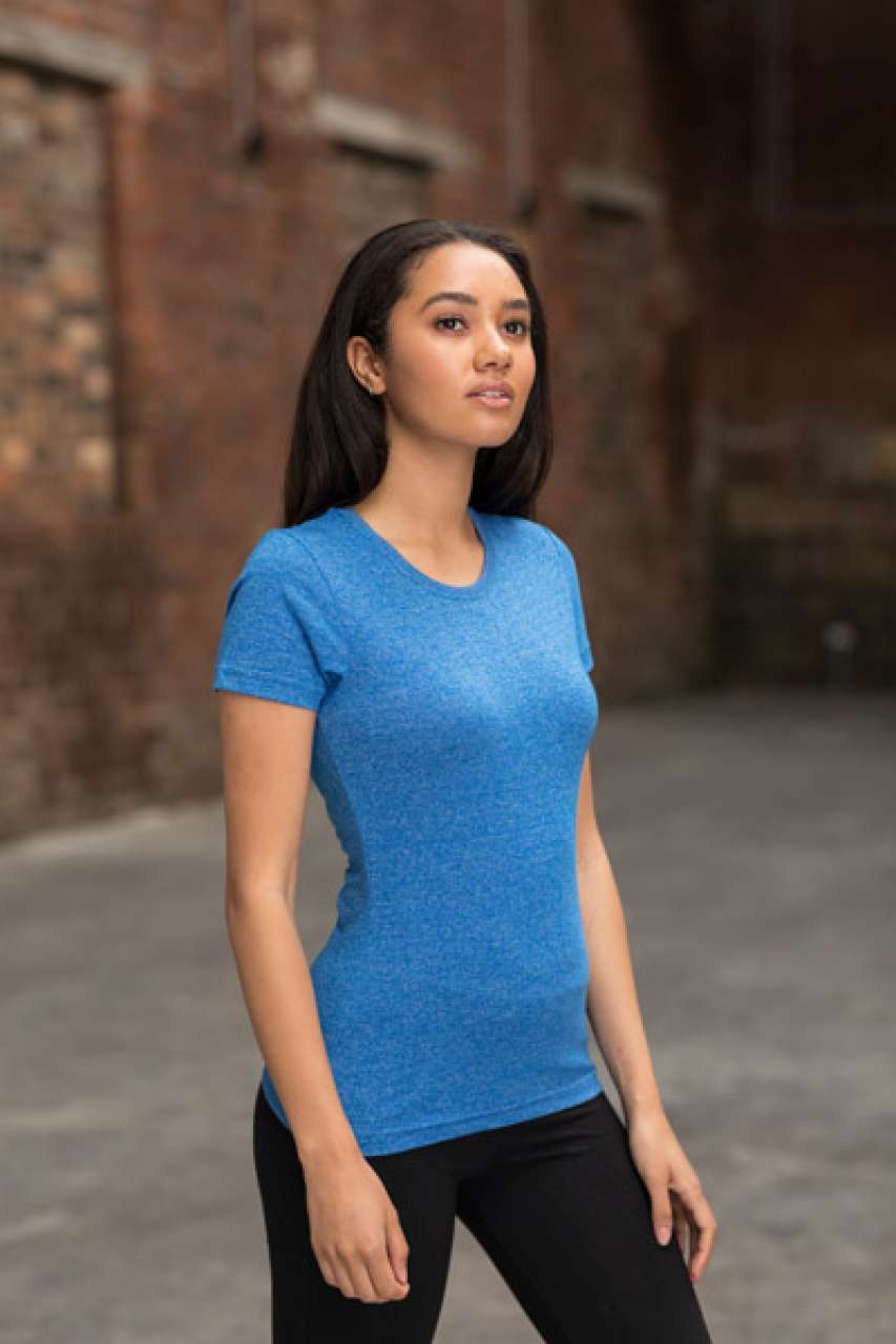 WOMEN'S SPACE BLEND T
