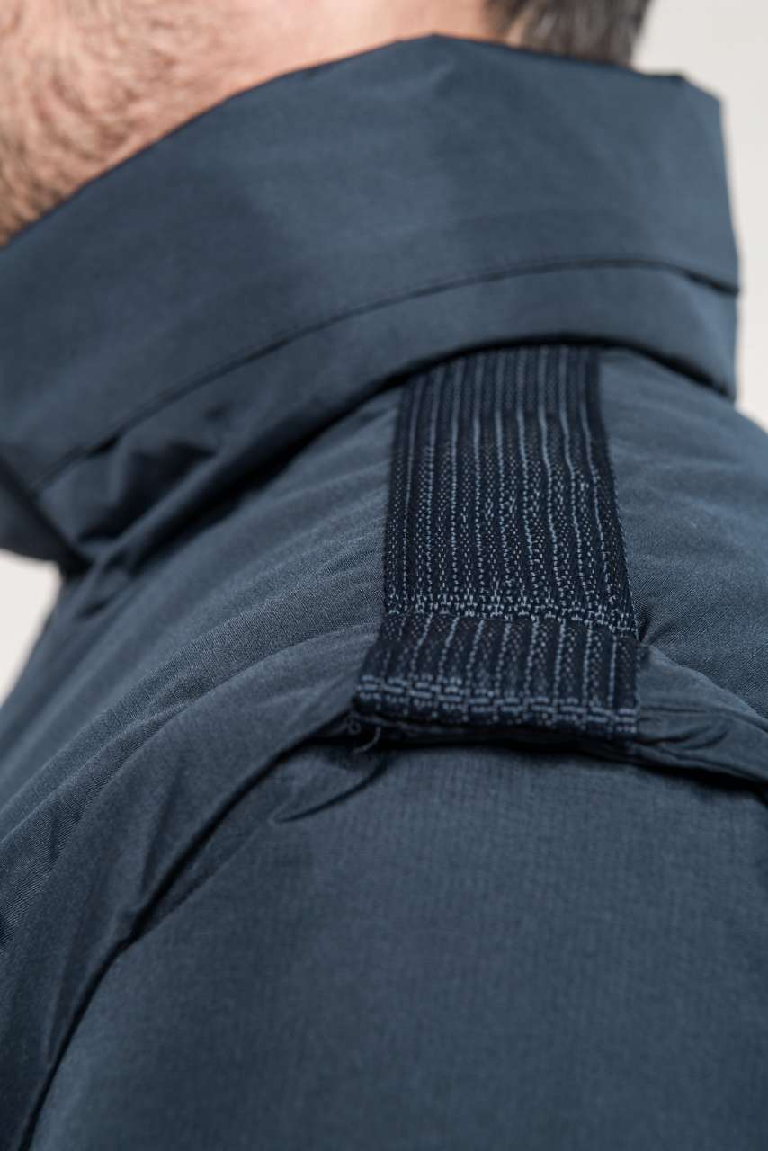 DETACHABLE-SLEEVED WORKWEAR PARKA