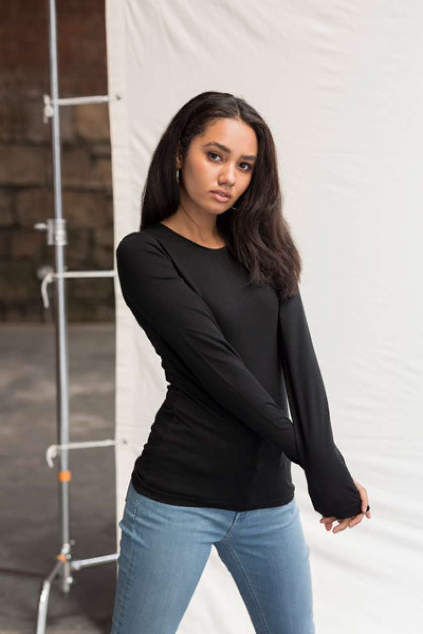 LONG SLEEVE GIRLIE TRI-BLEND T