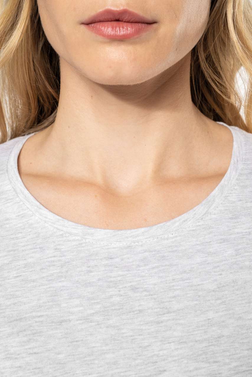 LADIES' LONG-SLEEVED CREW NECK T-SHIRT