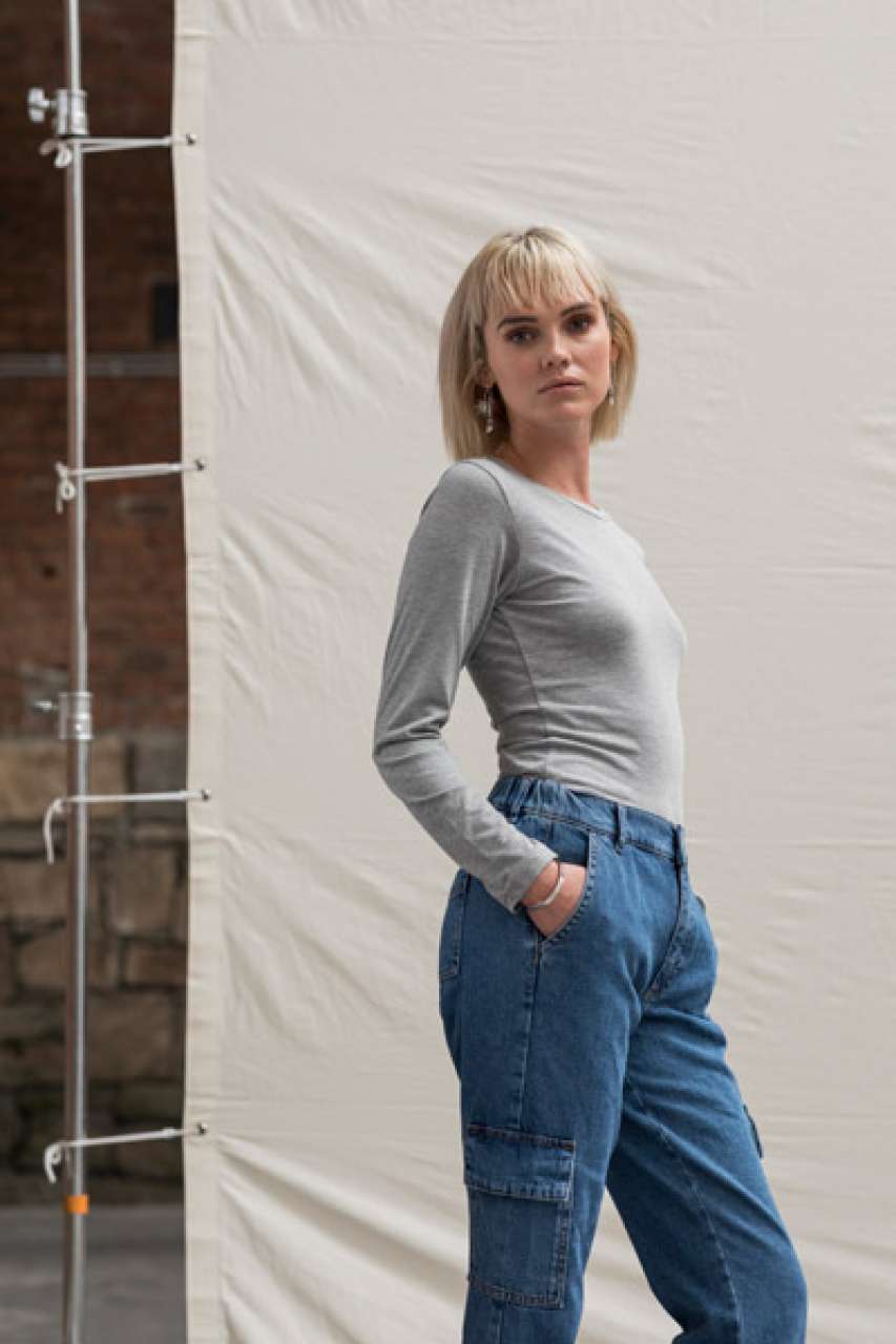 LONG SLEEVE GIRLIE TRI-BLEND T