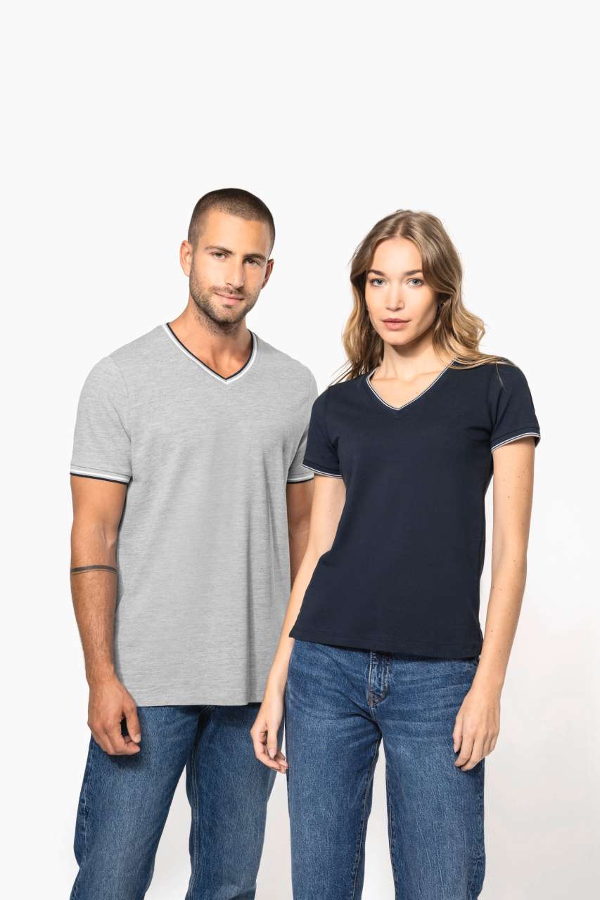 MEN'S PIQUÉ KNIT V-NECK T-SHIRT