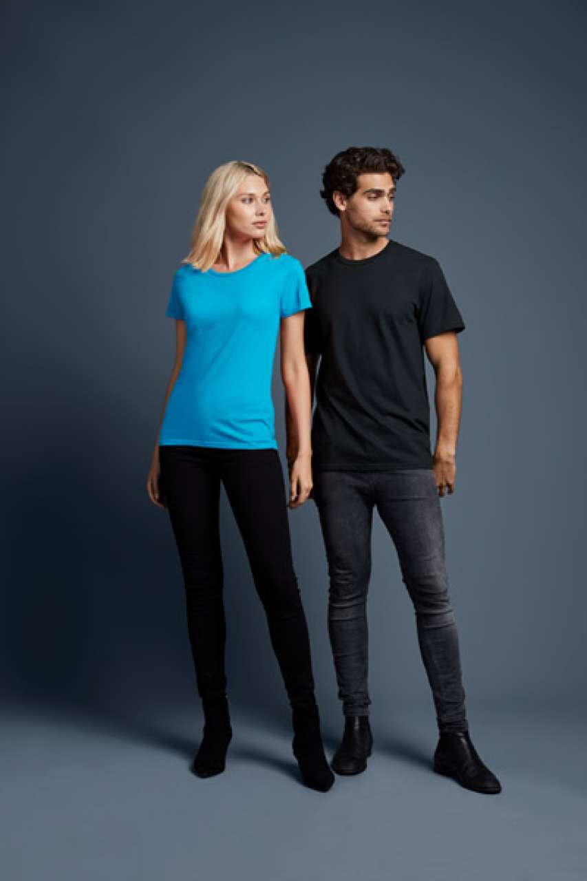 WOMEN'S LIGHTWEIGHT TEE