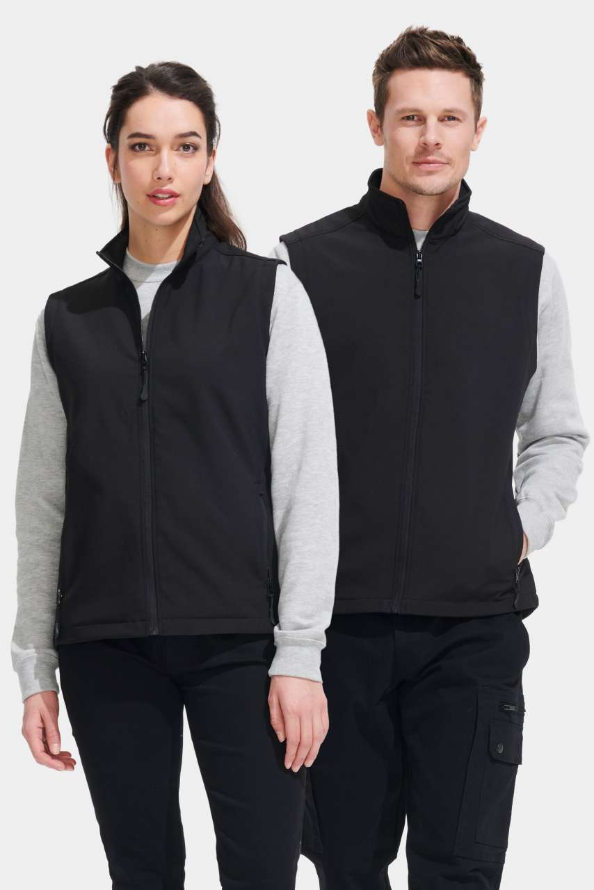 SOL'S RACE BW HERREN – SOFTSHELL-BODYWARMER