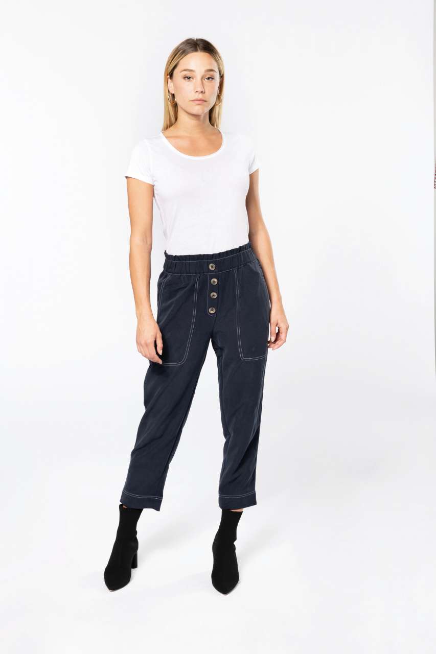 LADIES' SHORT-SLEEVED ORGANIC T-SHIRT WITH RAW EDGE NECKLINE