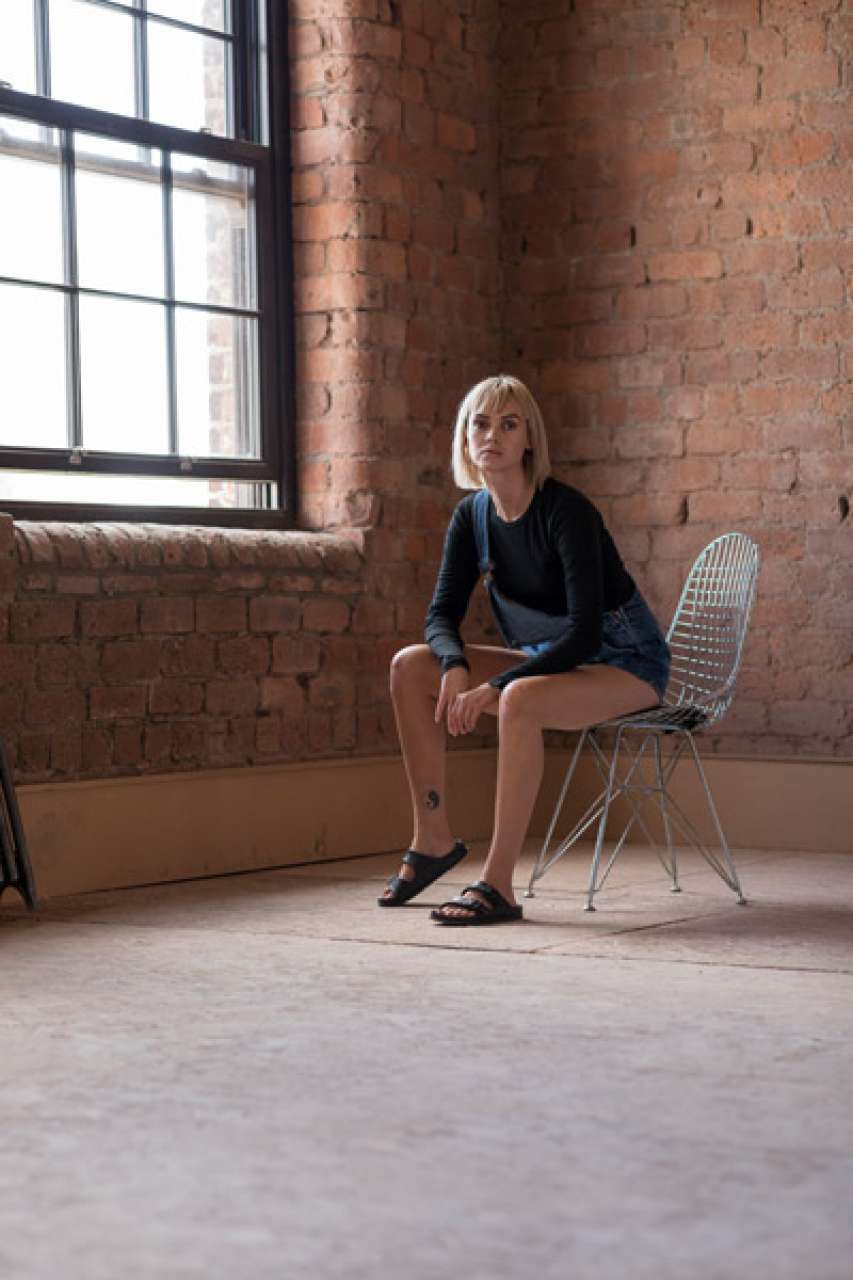 LONG SLEEVE GIRLIE TRI-BLEND T