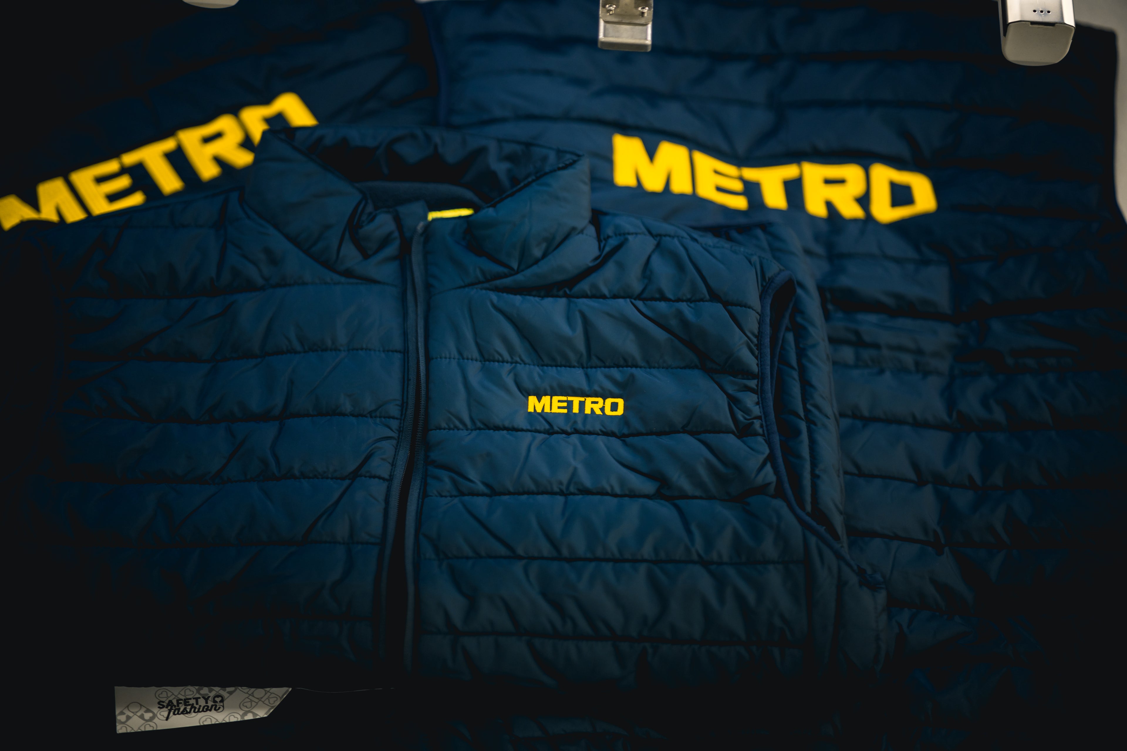TRICOTUR EMBROIDERY METRO JACKET