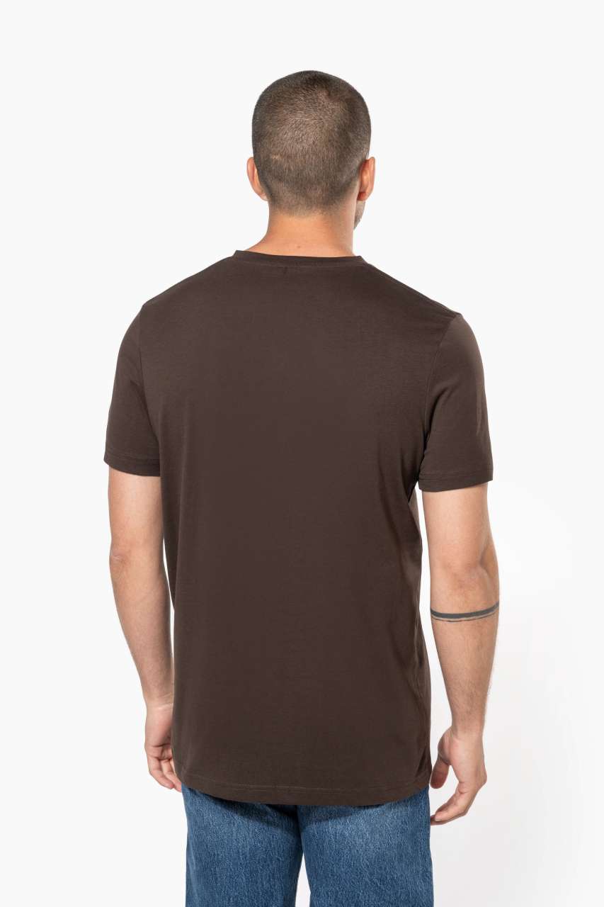 MEN'S SHORT-SLEEVED V-NECK T-SHIRT