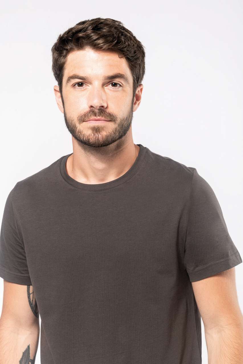 SHORT-SLEEVED CREW NECK T-SHIRT