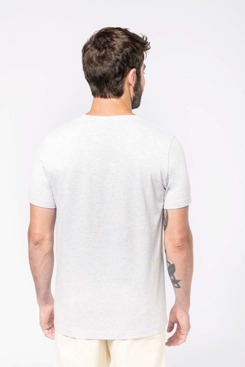 MEN'S SHORT-SLEEVED V-NECK T-SHIRT