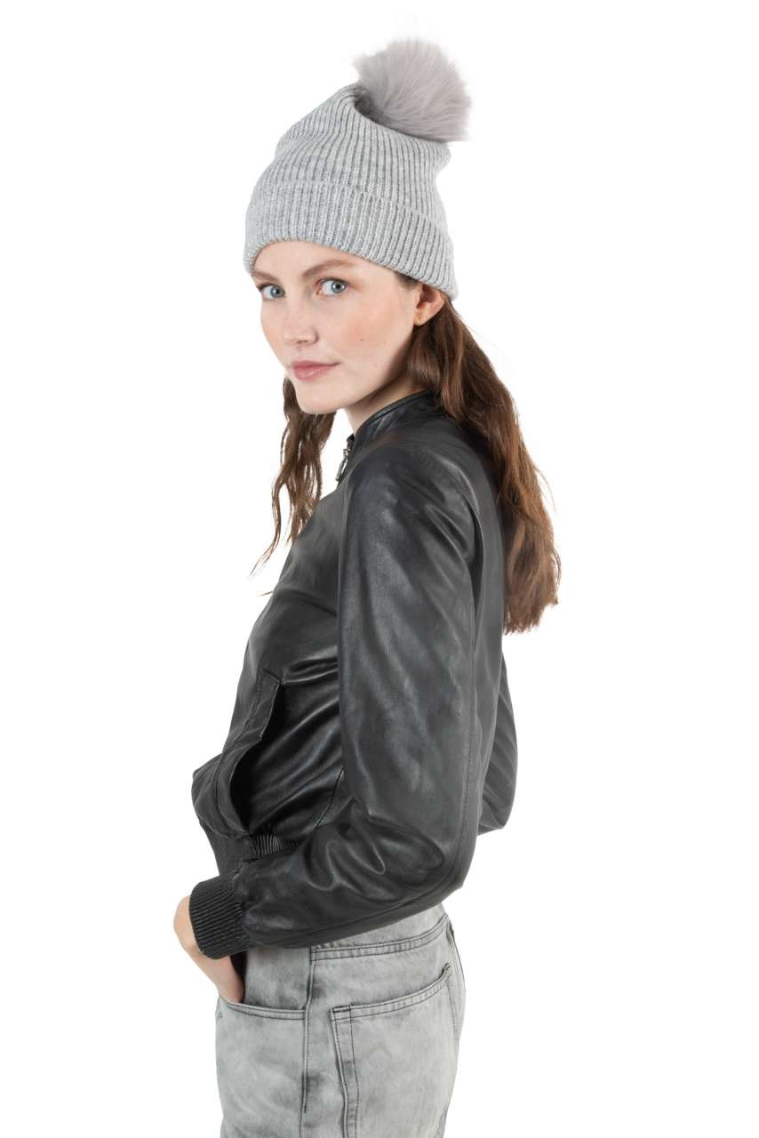 KNITTED BOBBLE BEANIE IN RECYCLED YARN