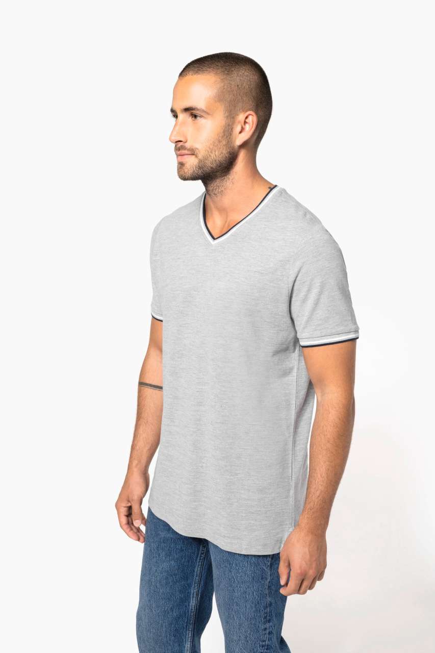 MEN'S PIQUÉ KNIT V-NECK T-SHIRT