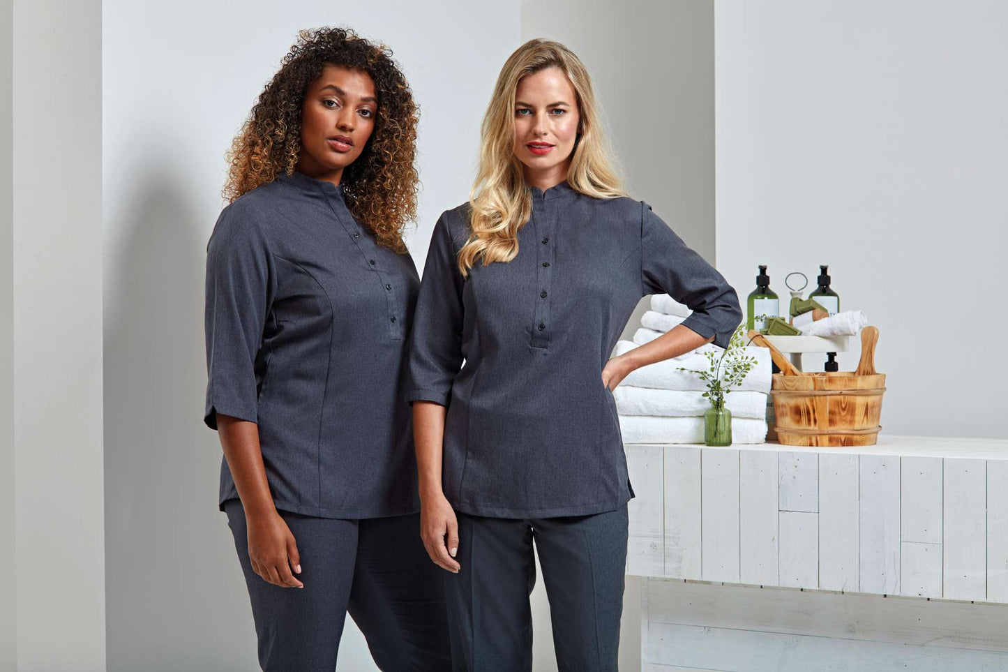 VERBENA BEAUTY & SPA TUNIC