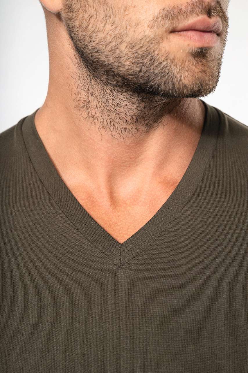 MEN'S LONG-SLEEVED V-NECK T-SHIRT