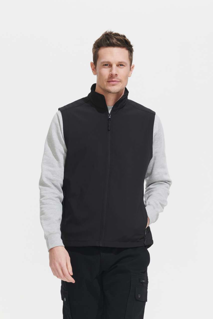 SOL'S RACE BW HERREN – SOFTSHELL-BODYWARMER