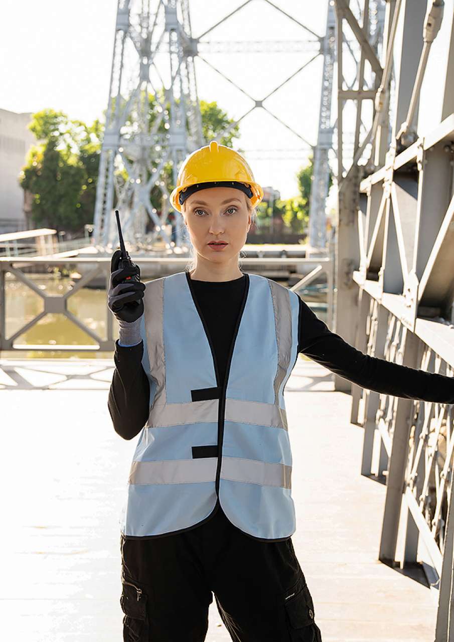 SAFETY / FUNCTIONAL VEST "HANNOVER" - FOUR REFLECTIVE STRIPES