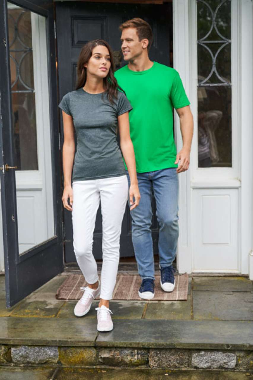 SOFTSTYLE® ADULT T-SHIRT (2)