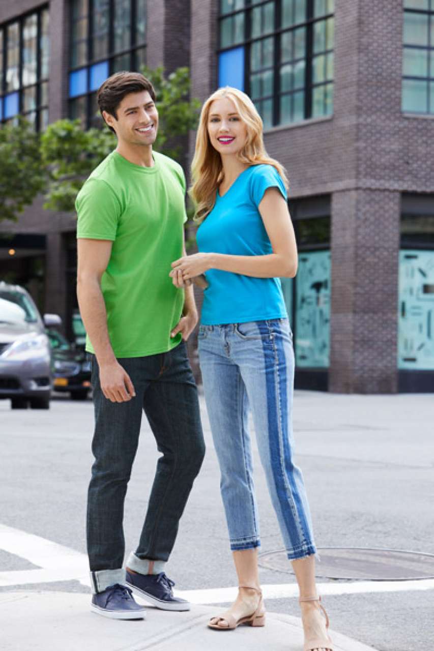SOFTSTYLE® ADULT T-SHIRT (2)