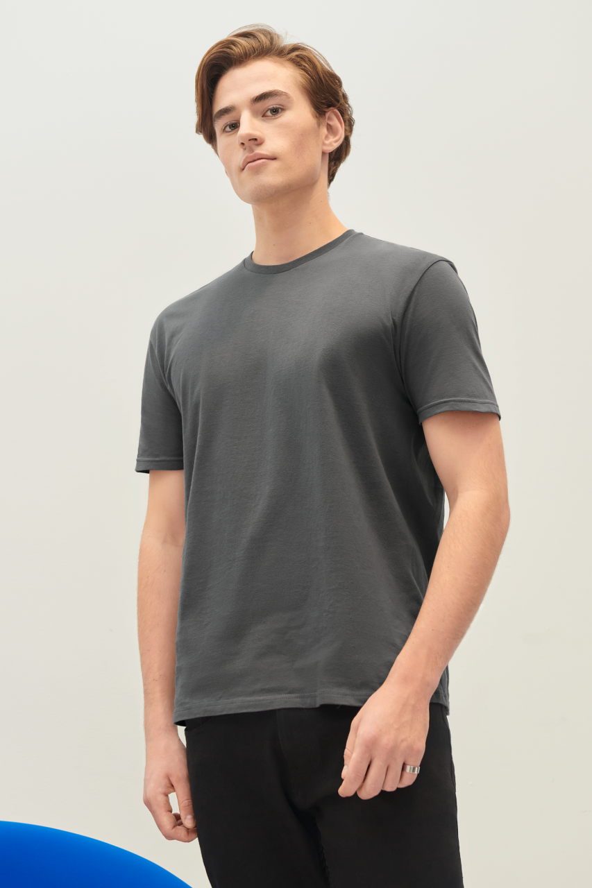 SOFTSTYLE® ADULT T-SHIRT (2)