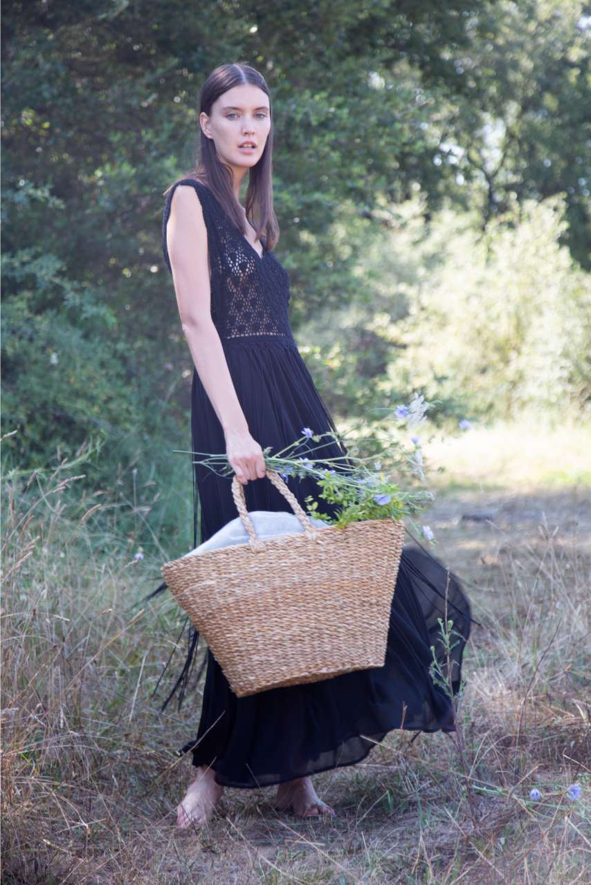PANIER TISSÉ À LA MAIN