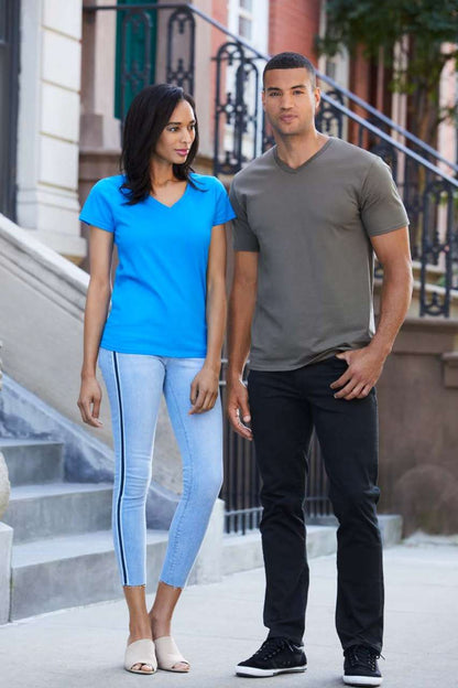T-SHIRT COL EN V ADULTE EN COTON PREMIUM®