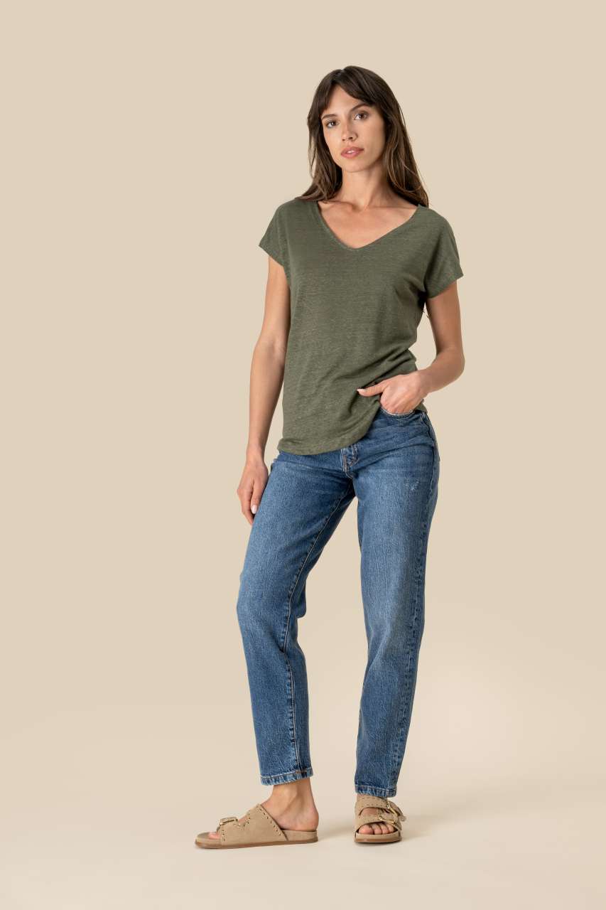 Ladies' V-Neck Linen T-Shirt - Spasso (3 of 4) | utt:c53f1e8bf036